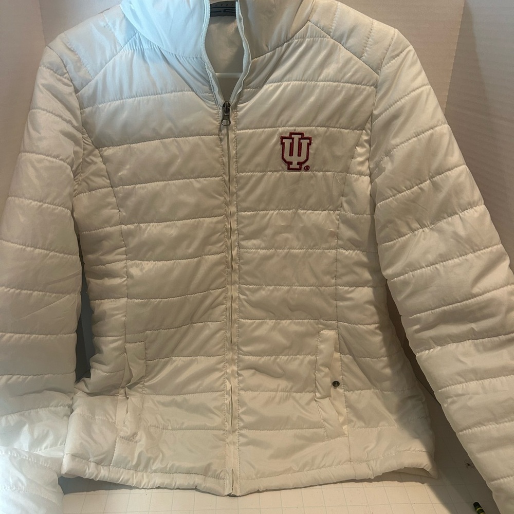 White puffer IU jacket